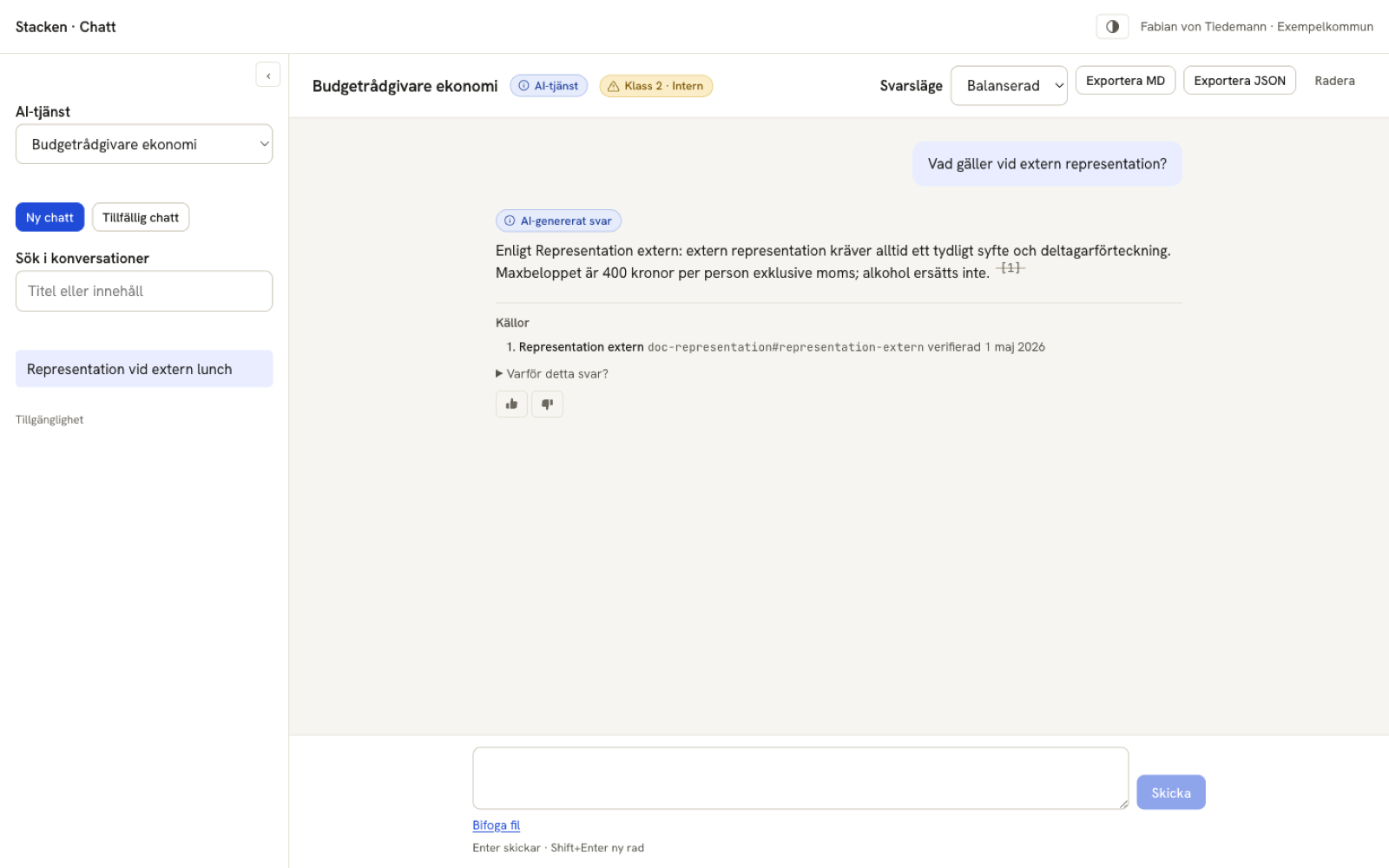 En chatt där en fråga om representationsregler har besvarats. Svaret är märkt som AI-genererat och följs av en källhänvisning med verifieringsdatum, en länk för att se varför svaret gavs, och knappar för att exportera samtalet.